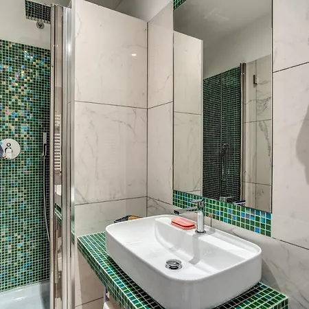 Piazza Di Spagna Comfort בית הארחה רומא