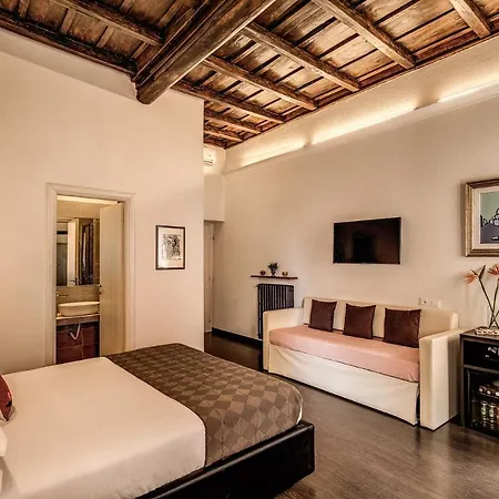 Piazza Di Spagna Comfort 3*