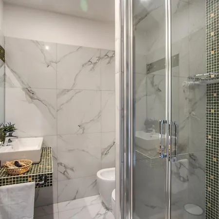 Piazza Di Spagna Comfort 3* ローマ