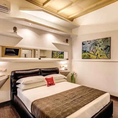 בית הארחה Piazza Di Spagna Comfort 3*