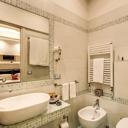 בית הארחה Piazza Di Spagna Comfort 3*