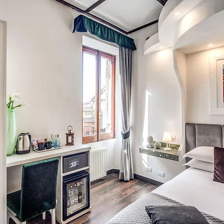 Piazza Di Spagna Comfort בית הארחה 3*